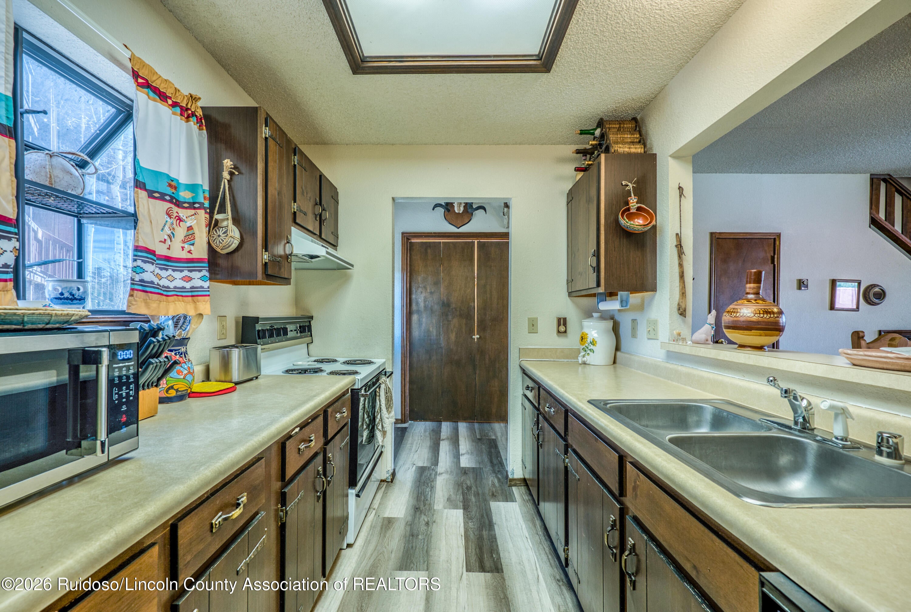106 Granite Court, Unit B Ruidoso, NM 88345 - Photo 17 of 42 Gallery Image 17