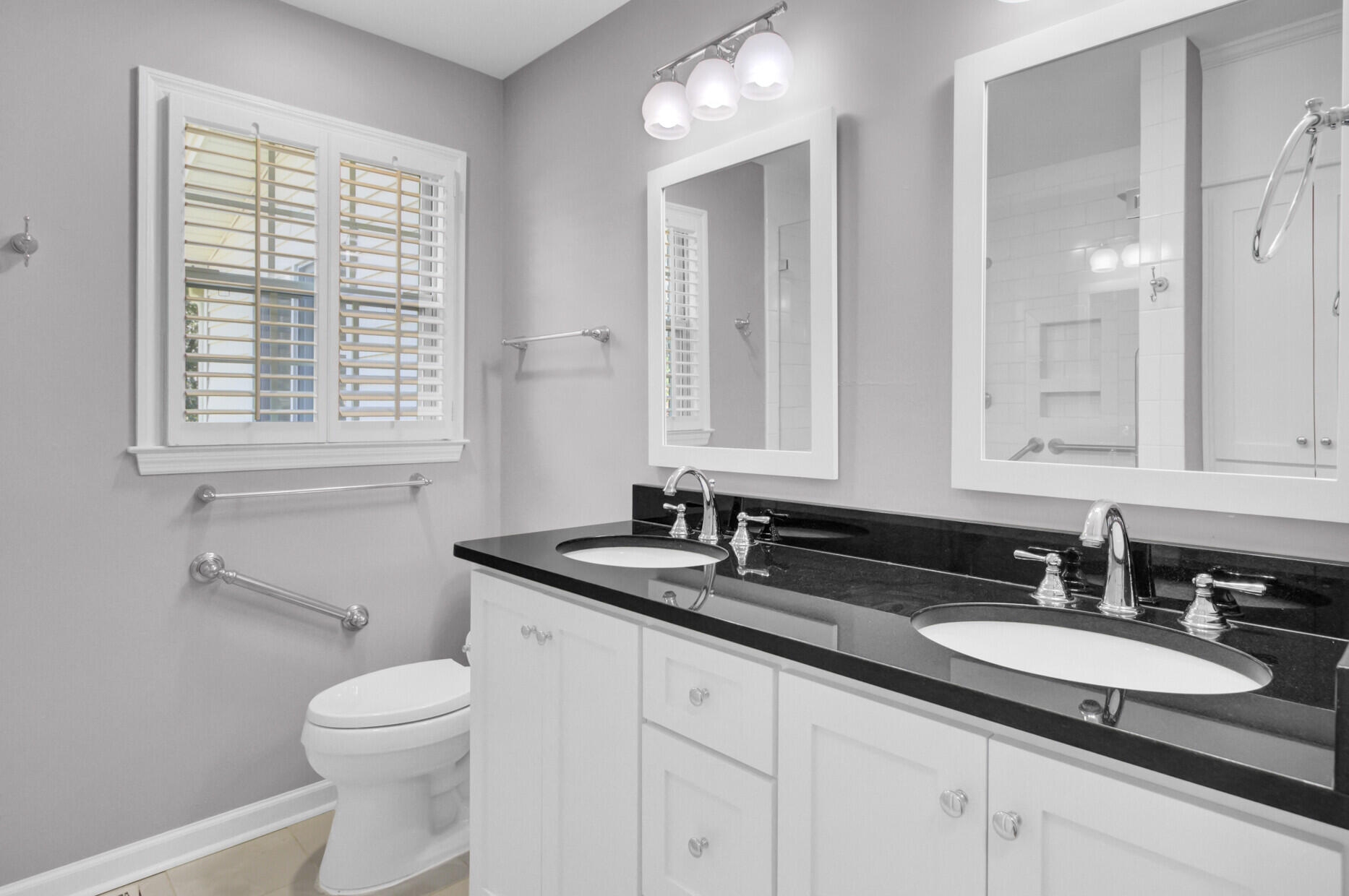 649 Pawley Road Mount Pleasant, SC 29464 - Photo 27 of 67 Downstairs full bath
