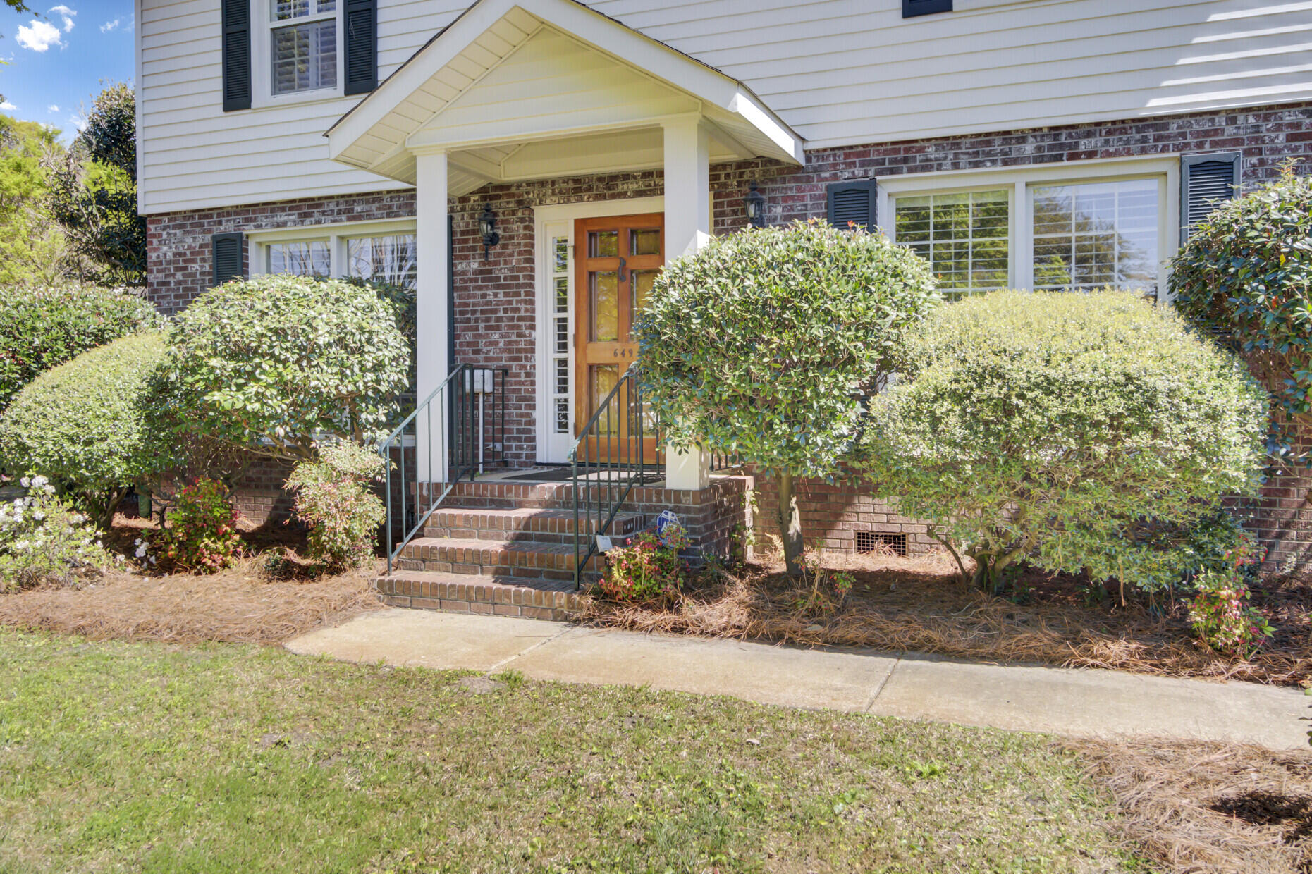 649 Pawley Road Mount Pleasant, SC 29464 - Photo 3 of 67 Mature landscaping