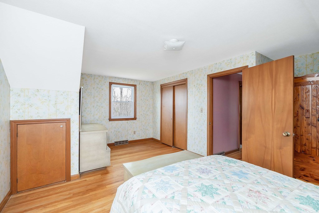 19 Pinewood Road Ludlow, MA 01056 - Photo 17 of 29 Gallery Image 17