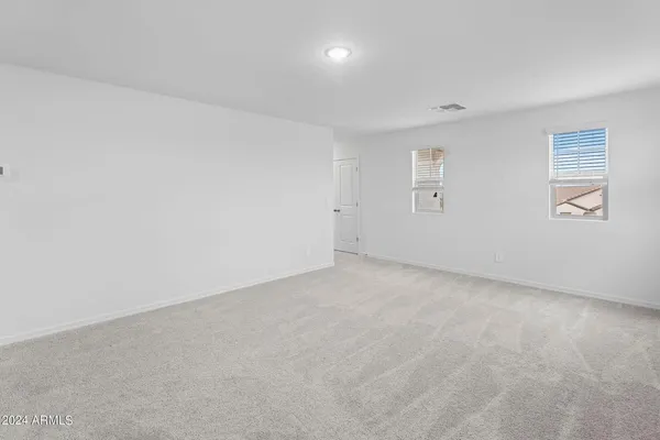 $3,200 | 9637 West Agora Lane, Tolleson, AZ 85353