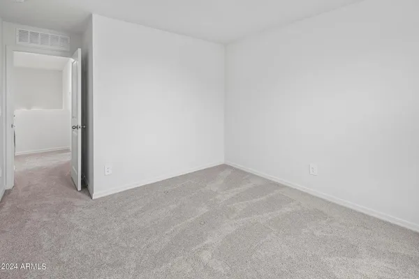 $3,200 | 9637 West Agora Lane, Tolleson, AZ 85353