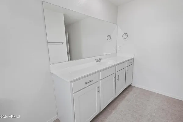 $3,200 | 9637 West Agora Lane, Tolleson, AZ 85353