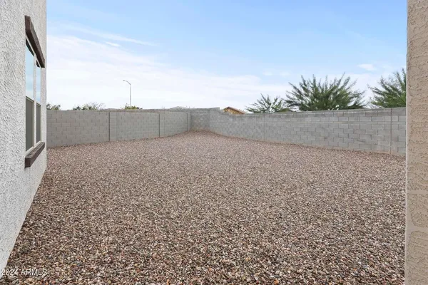 $3,200 | 9637 West Agora Lane, Tolleson, AZ 85353