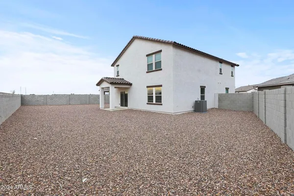 $3,200 | 9637 West Agora Lane, Tolleson, AZ 85353