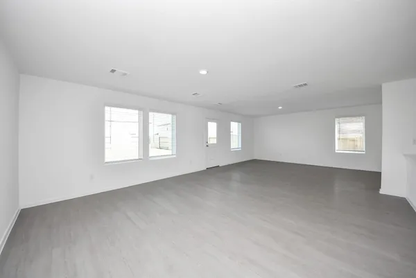 $2,150 | 10410 Birds Nest Drive, Beasley, TX 77417