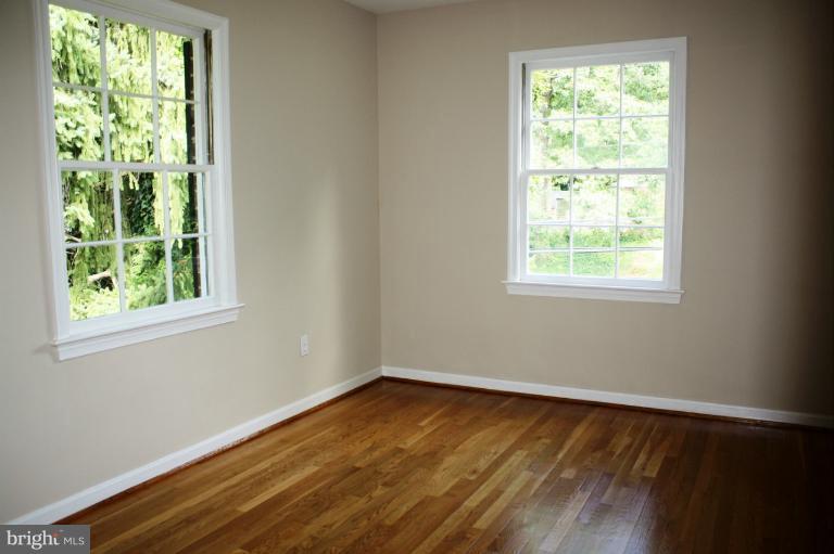 1494 Kimblewick Road Potomac, MD 20854 - Photo 16 of 24 Interior (General)