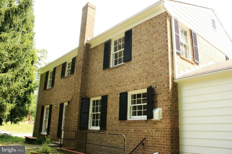 1494 Kimblewick Road Potomac, MD 20854 - Photo 21 of 24 Exterior (Rear)