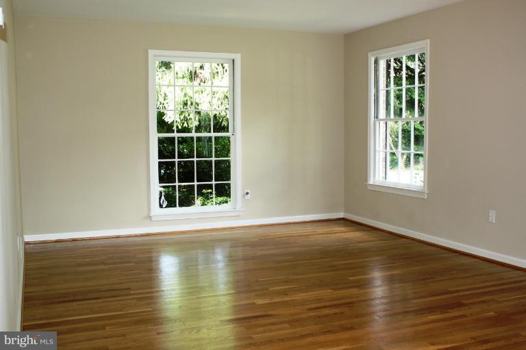 1494 Kimblewick Road Potomac, MD 20854 - Photo 7 of 24 Interior (General)