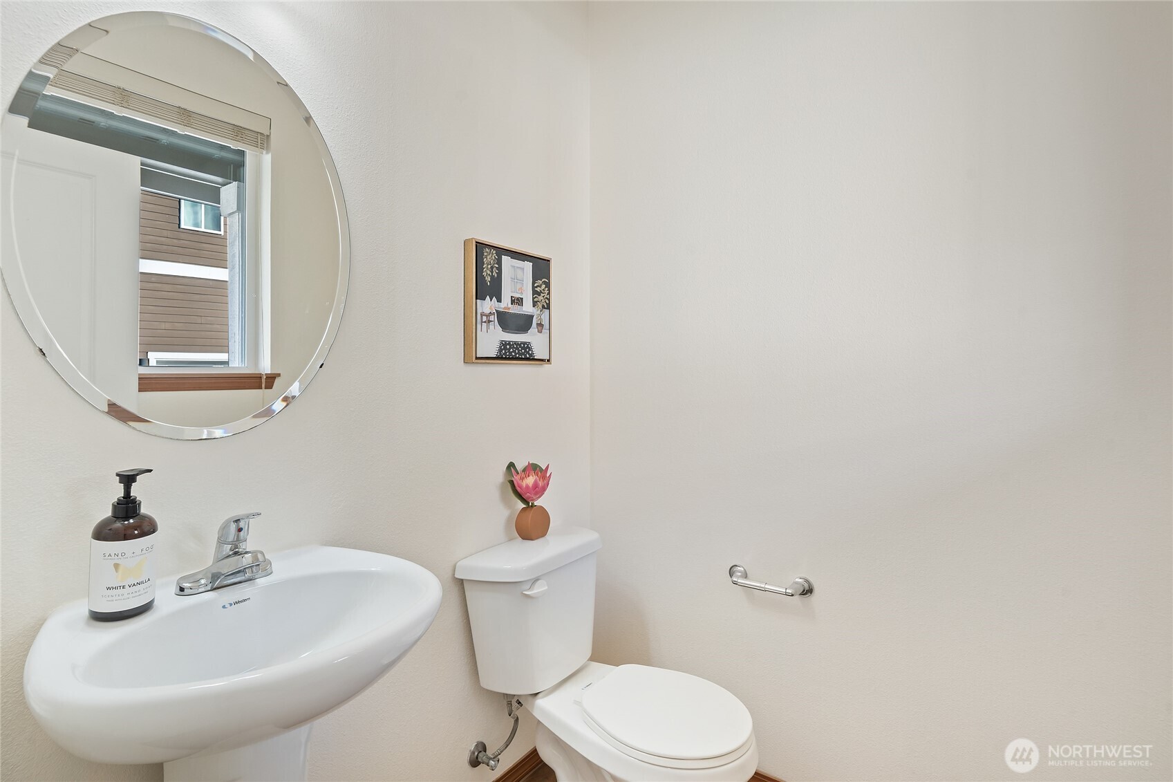 1008 Samara Street Bremerton, WA 98310 - Photo 16 of 38