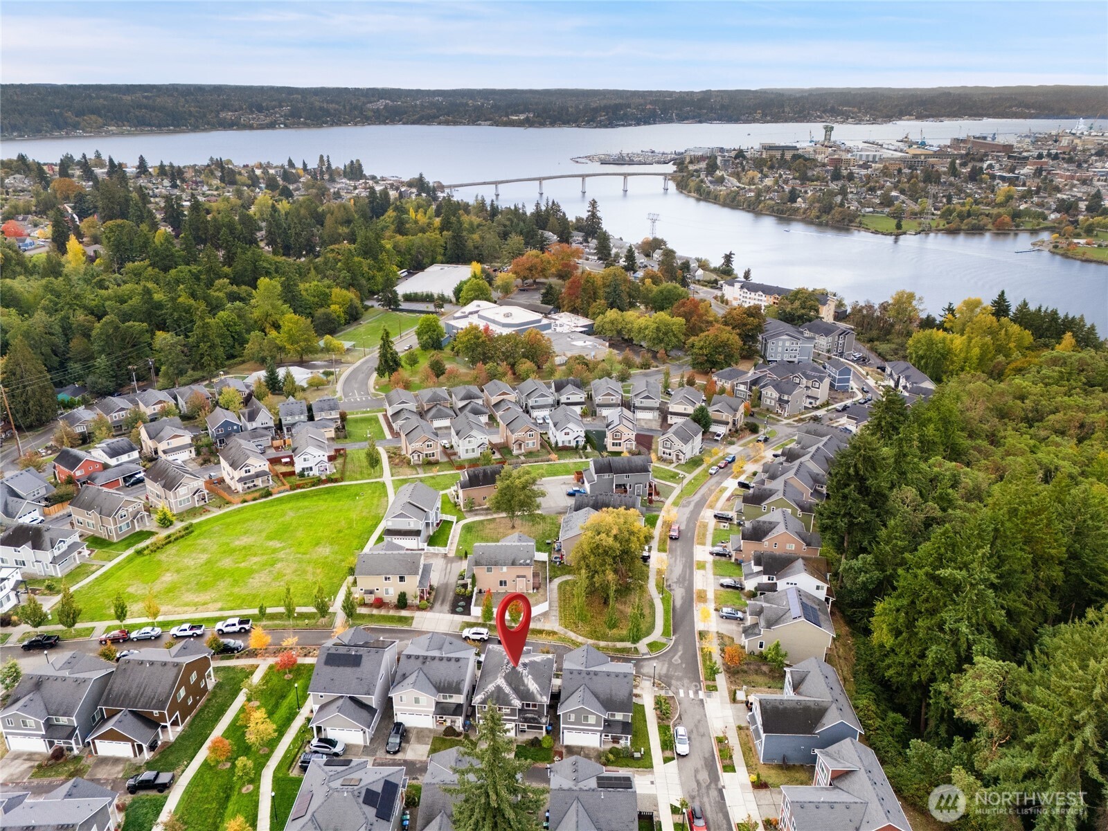 1008 Samara Street Bremerton, WA 98310 - Photo 35 of 38