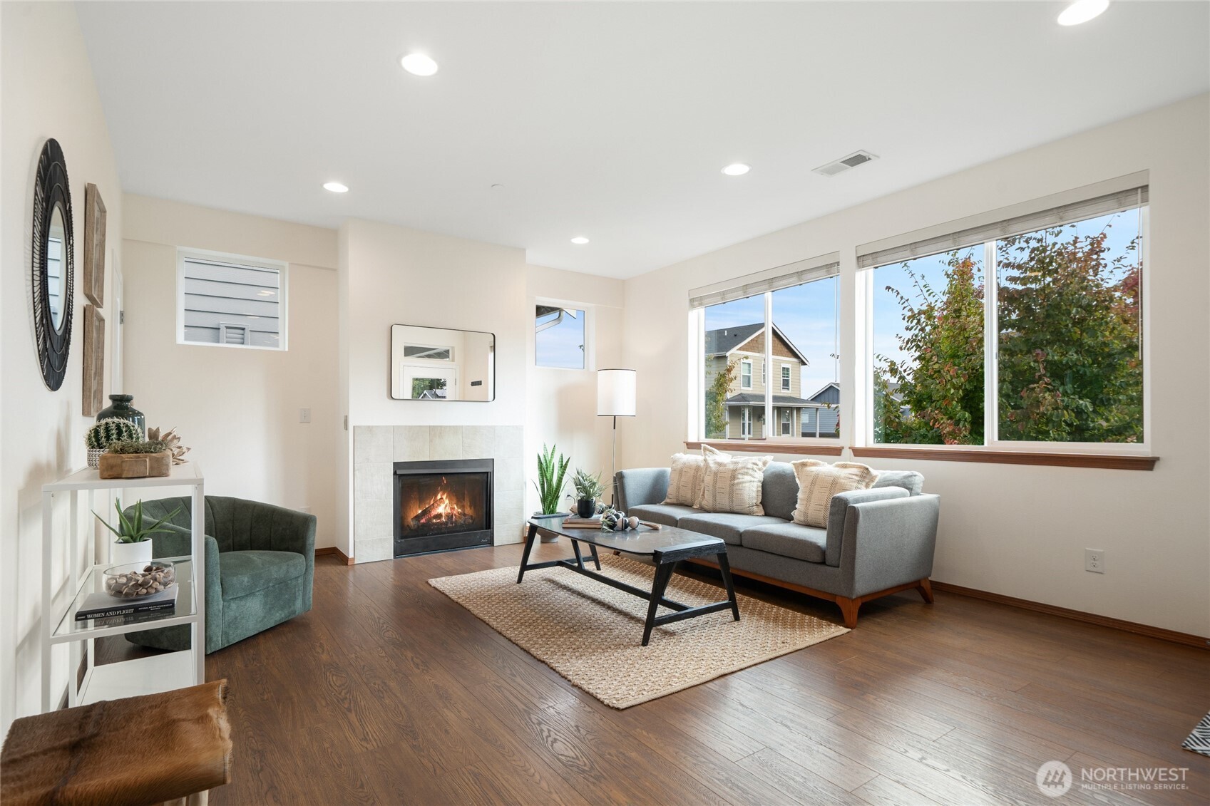 1008 Samara Street Bremerton, WA 98310 - Photo 7 of 38