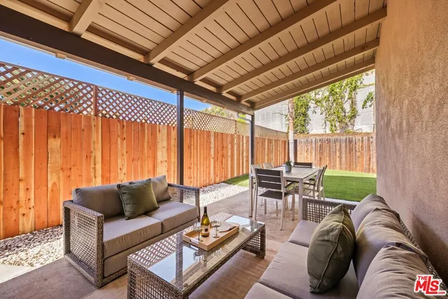 $1,149,000 | 4282 Sawtelle Boulevard, Los Angeles, CA 90066