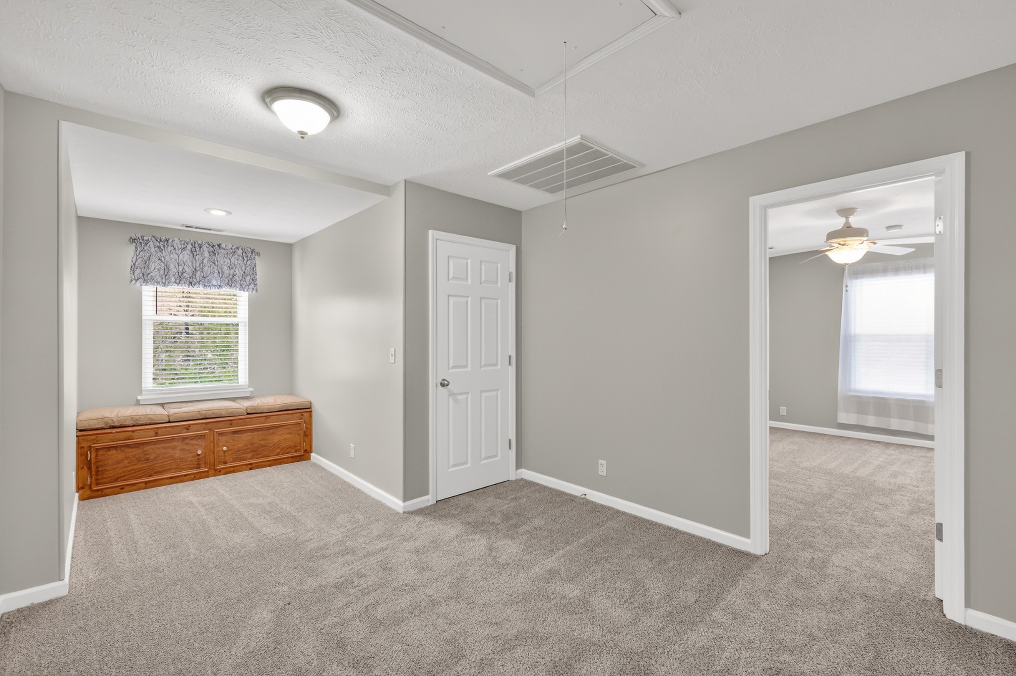 3145 Middleton Drive Rockvale, TN 37153 - Photo 24 of 50 an empty room with windows and closet