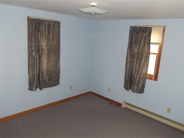 15 Harding Avenue Wareham, MA 02571 - Photo 16 of 17 Gallery Image 16