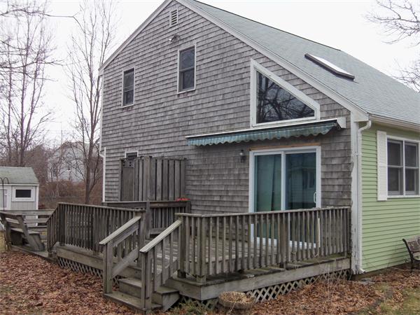 15 Harding Avenue Wareham, MA 02571 - Photo 3 of 17 Gallery Image 3