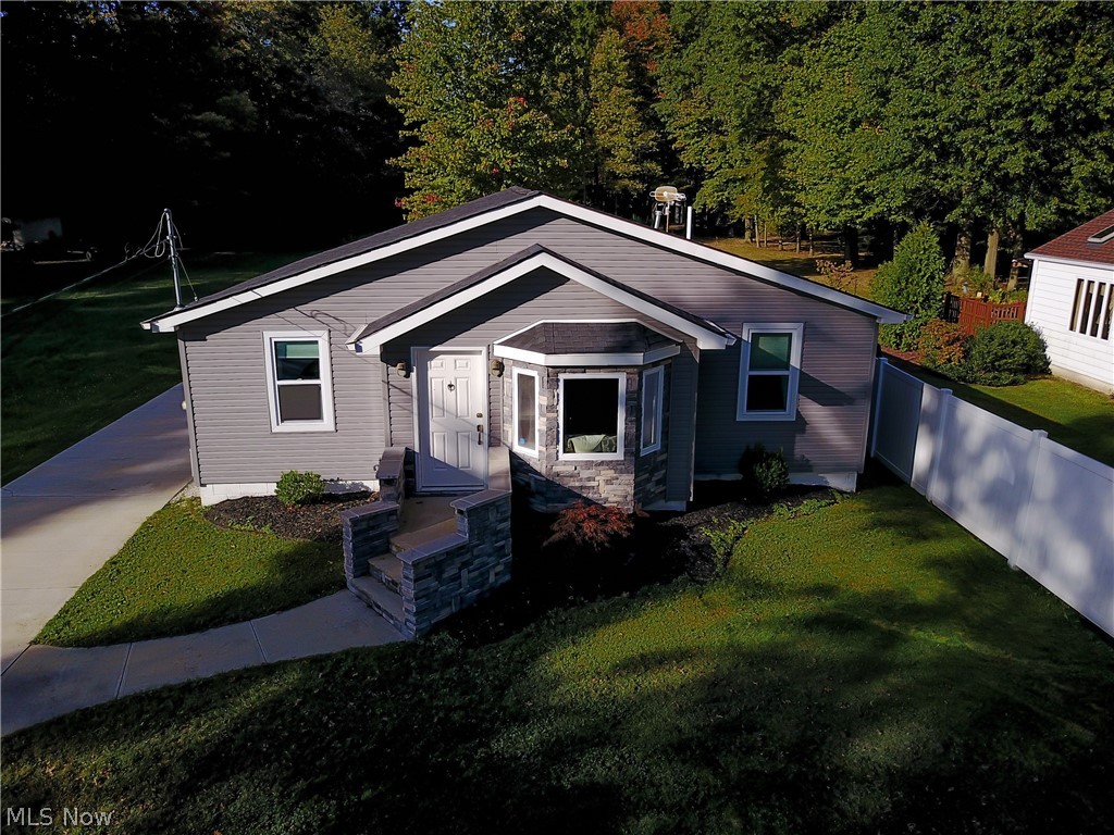 9507 Howland Springs Road Southeast Warren, OH 44484 - Photo 12 of 19 Gallery Image 12