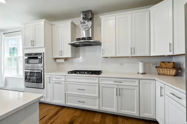 $565,000 | 1455 Highbrook Avenue, Hampshire, IL 60140