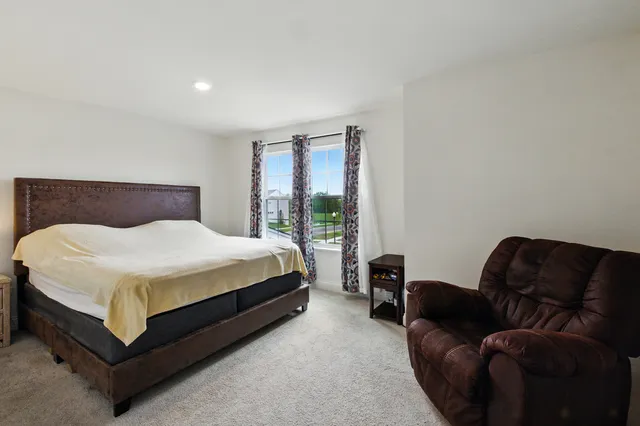 $565,000 | 1455 Highbrook Avenue, Hampshire, IL 60140