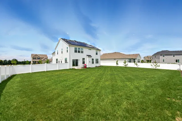 $565,000 | 1455 Highbrook Avenue, Hampshire, IL 60140