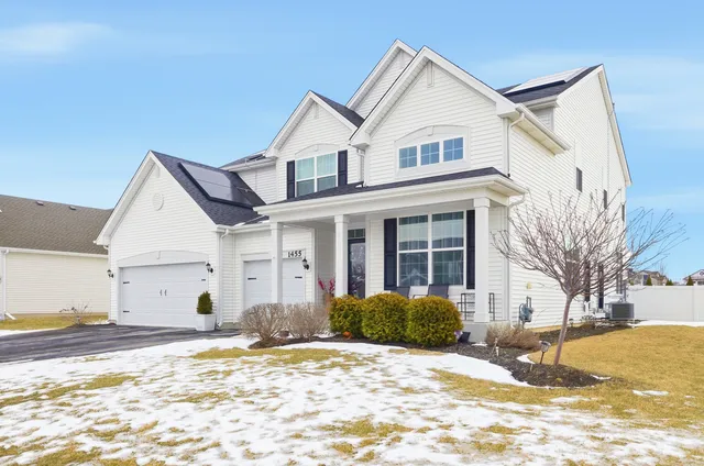 $565,000 | 1455 Highbrook Avenue, Hampshire, IL 60140