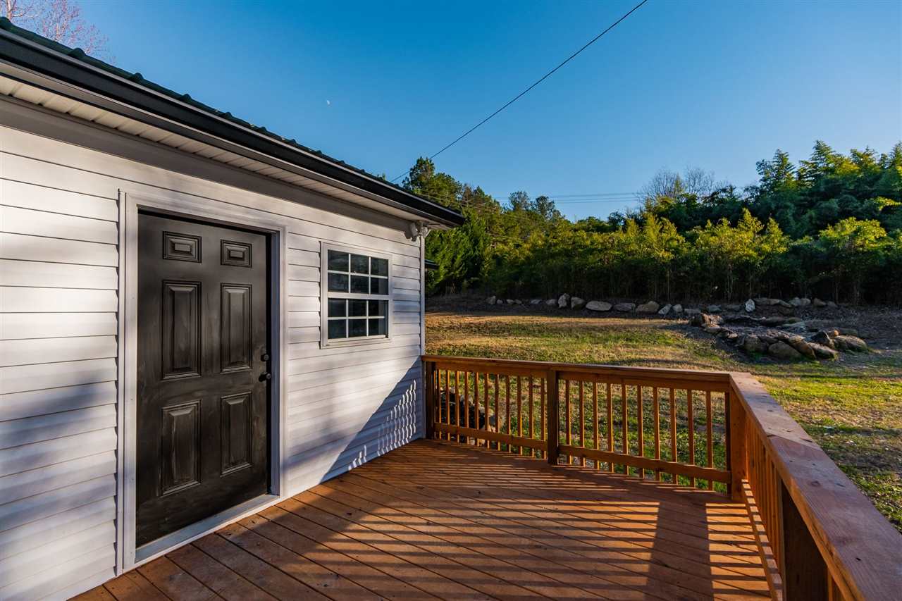 95 Sloan Lake Road Woodruff, SC 29388 - Photo 13 of 32 Gallery Image 13