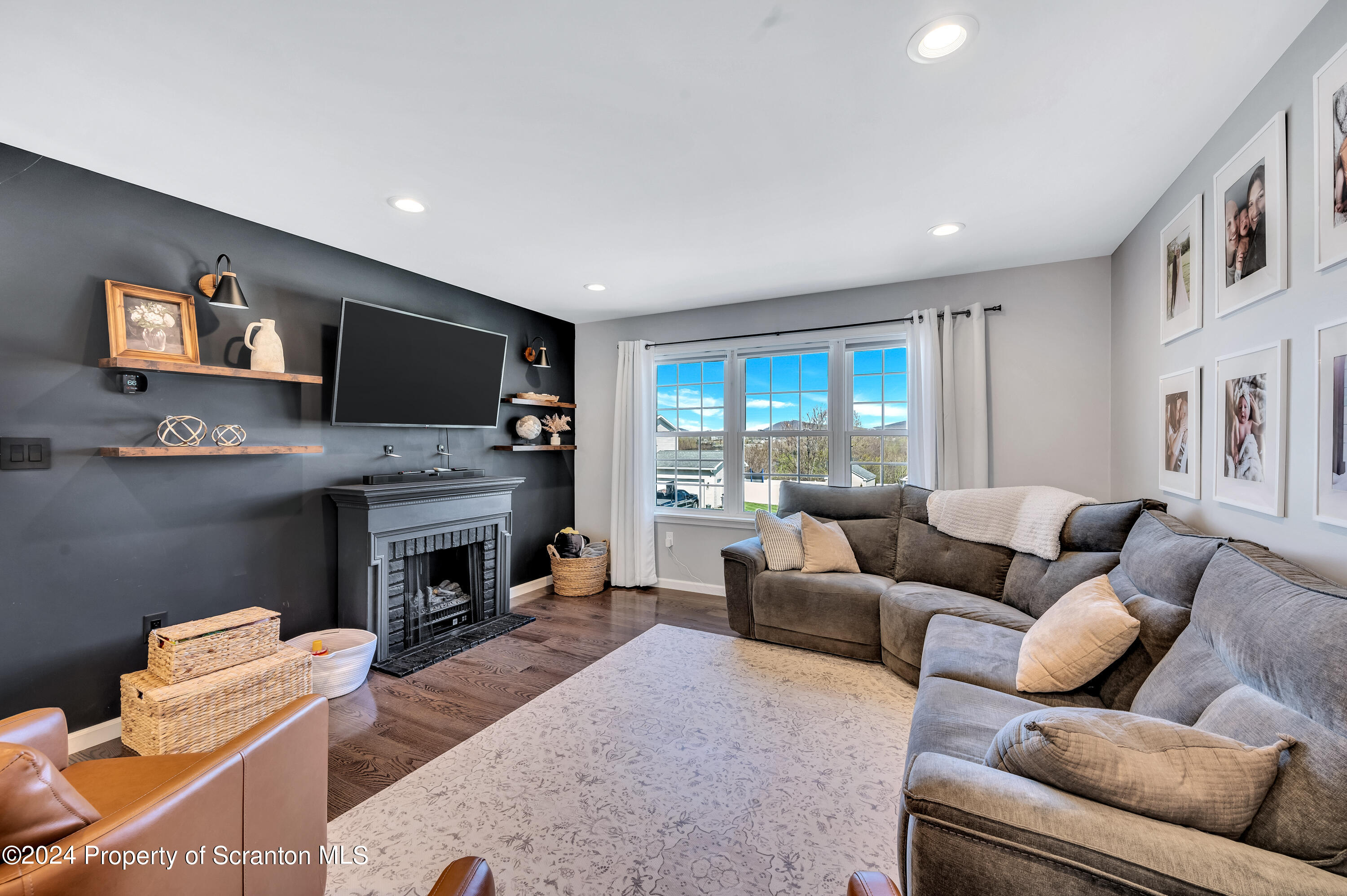 140 Skytop Drive Avoca, PA 18641 - Photo 11 of 29