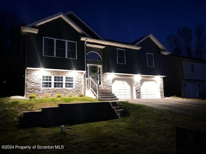 140 Skytop Drive Avoca, PA 18641 - Photo 2 of 29