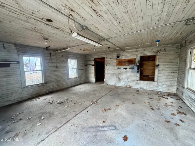 $129,900 | 4062 Rockwell Street, Hadley, NY 12835