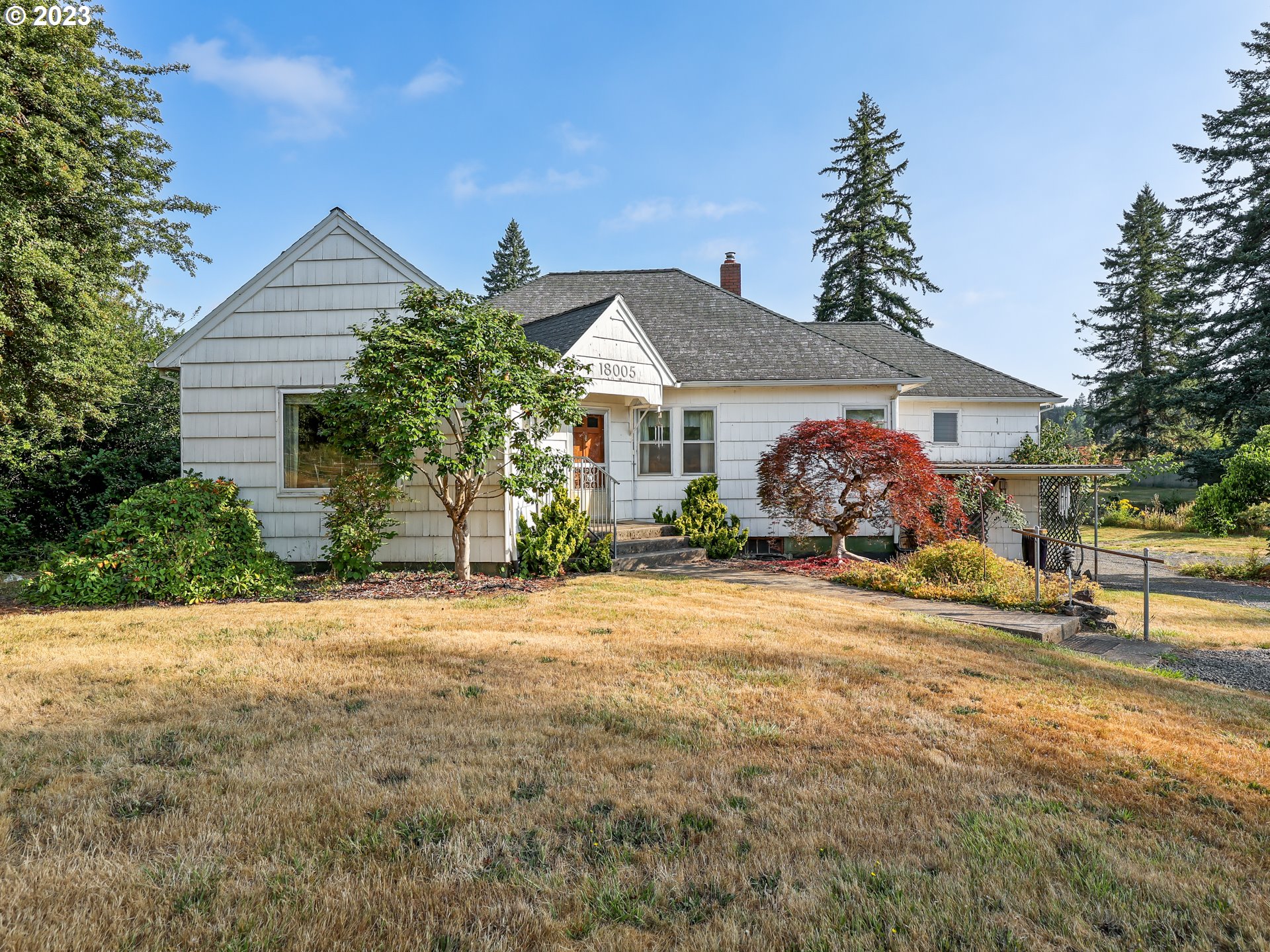 18005 South Lower Highland Road Beavercreek, OR 97004 - Photo 4 of 37 Pond