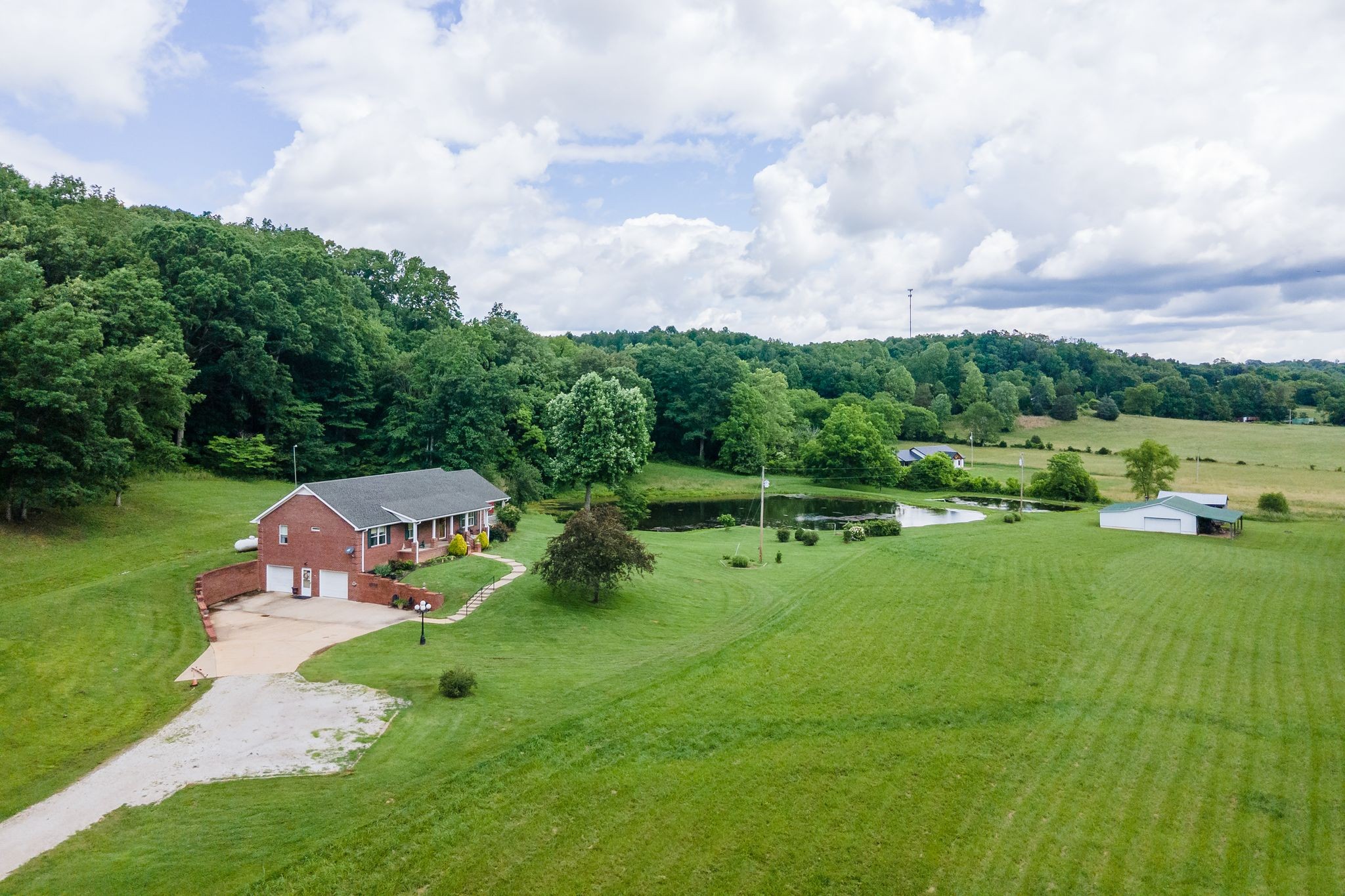 1760 Camp Branch Road Mount Pleasant, TN 38474 - Photo 2 of 35 Gallery Image 2