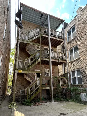 a view of a house with sitting area