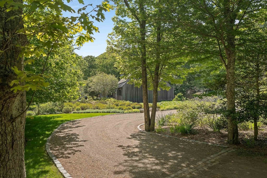 35 South Bowl Road Chilmark, MA 02535 - Photo 40 of 42