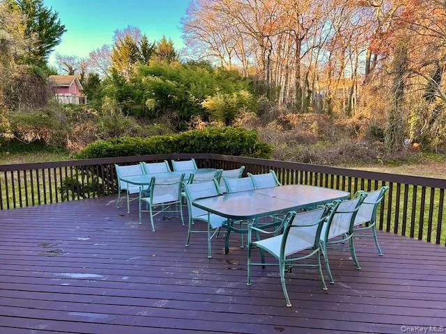 $6,500 | 5 Carman Court, Dix Hills, NY 11746