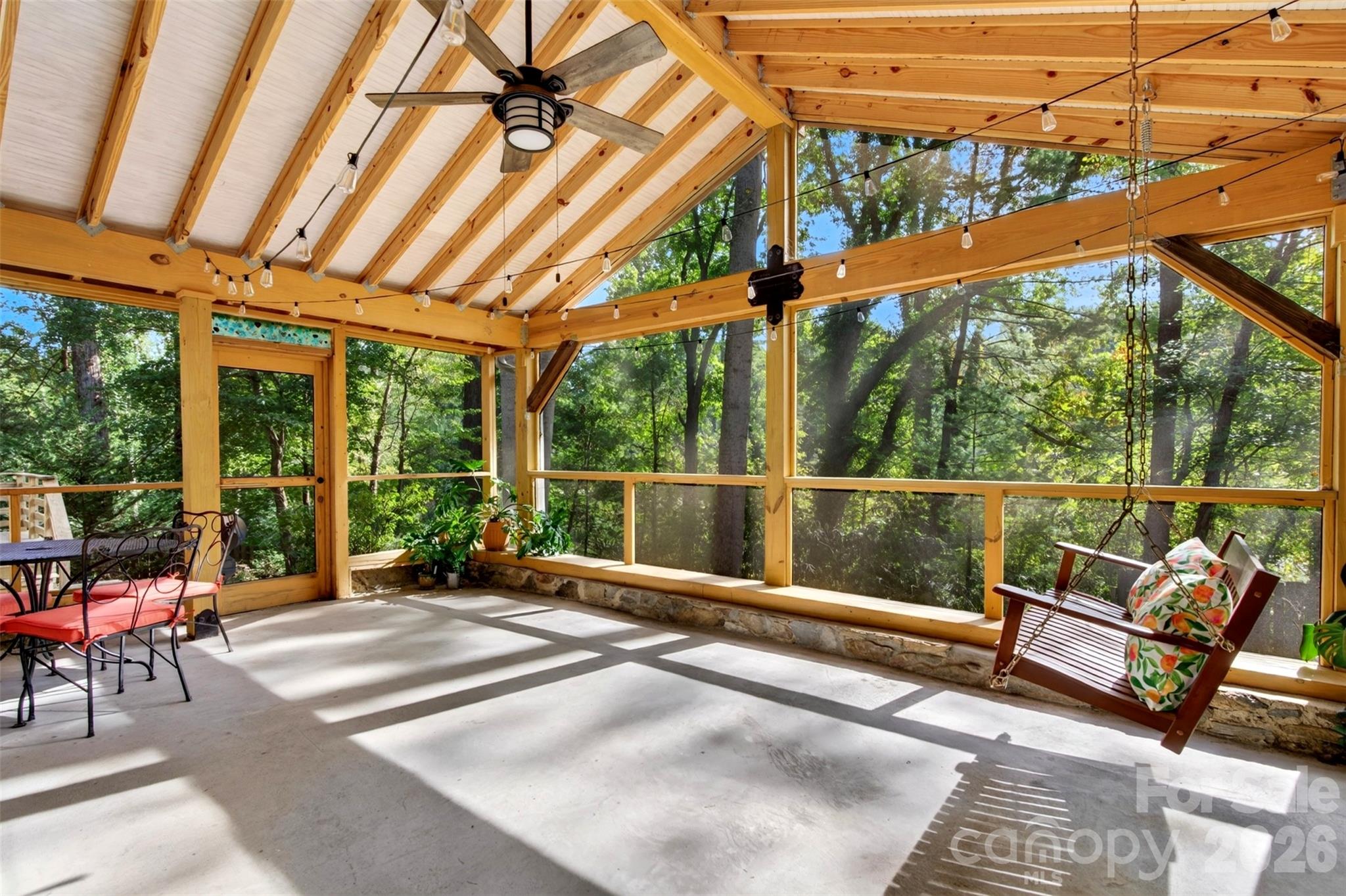 14 Willow Road Asheville, NC 28804 - Photo 12 of 39 Gallery Image 12