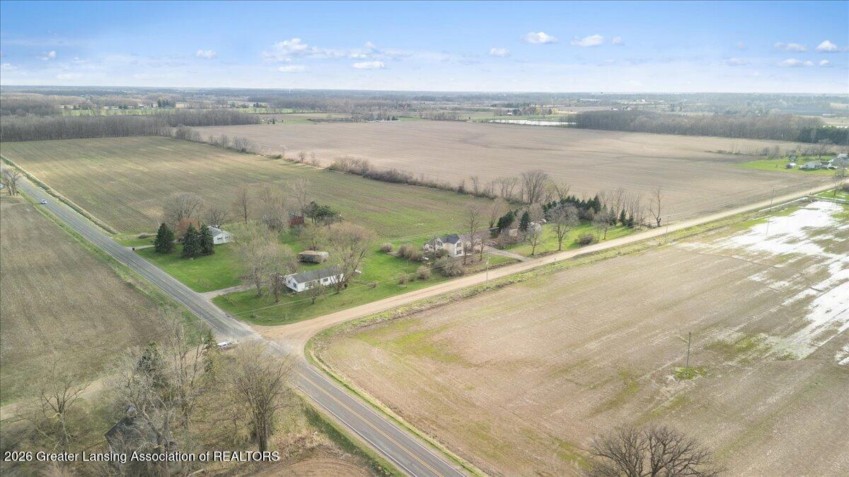 2934 East Walker Road St. Johns, MI 48879 - Photo 6 of 44 06-Media Jett - 08
