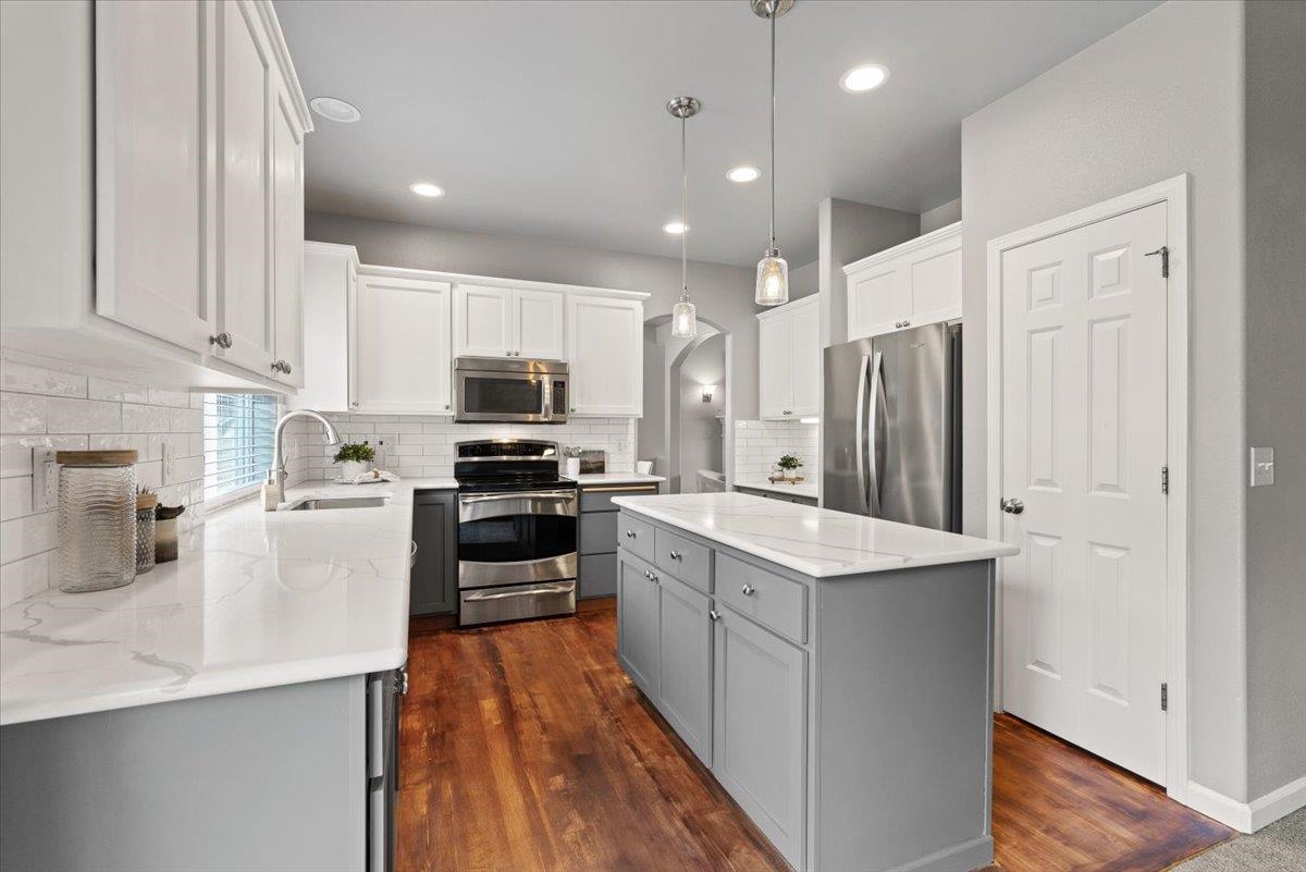 24276 Desmet Road Liberty Lake, WA 99019 - Photo 13 of 39 Gallery Image 13