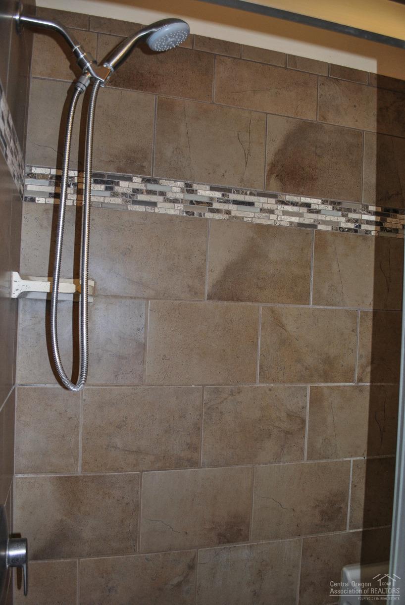 17200 Covina Road Bend, OR 97707 - Photo 15 of 25 Additional Photo