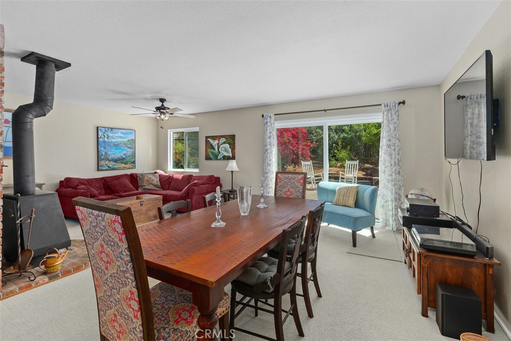 985 North Main Avenue Fallbrook, CA 92028 - Photo 7 of 30