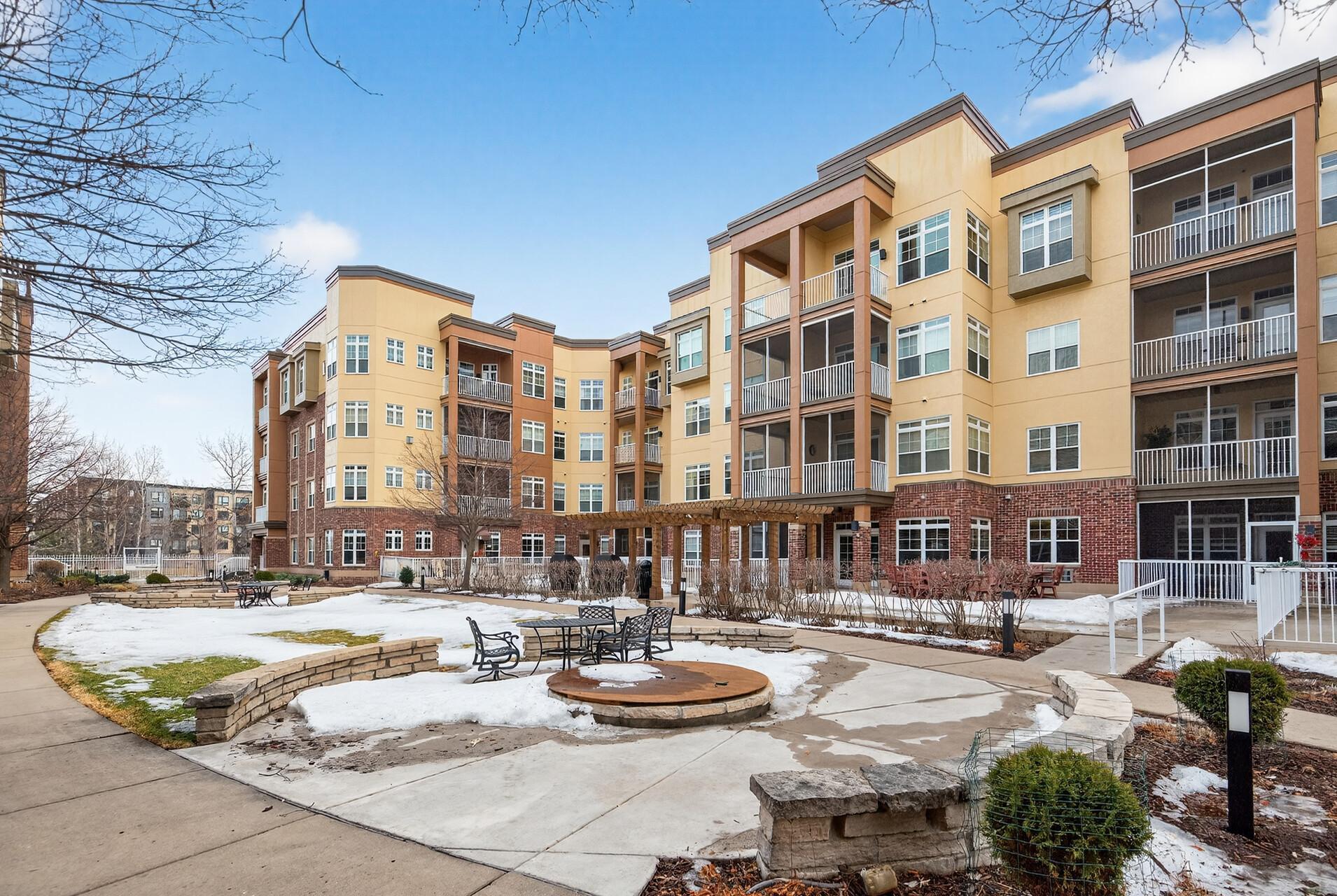 2540 38th Avenue Northeast, Unit 203 St. Anthony, MN 55421 - Photo 1 of 28