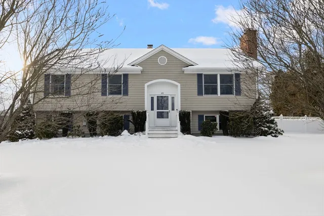$599,900 | 45 Obannon Place, Swansea, MA 02777
