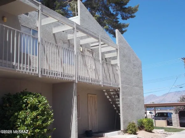 $1,195 | 806 South Langley Avenue, Unit 202, Tucson, AZ 85710