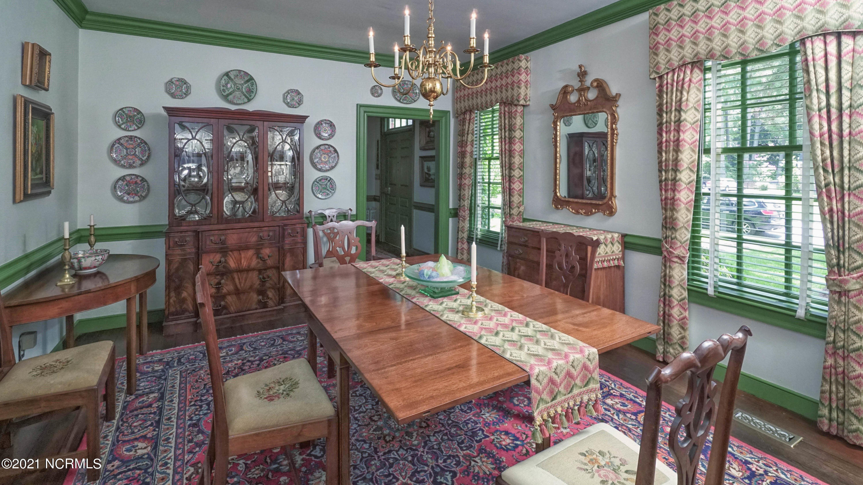 1607 Captains Road Tarboro, NC 27886 - Photo 13 of 36 13 DINING ROOM 3
