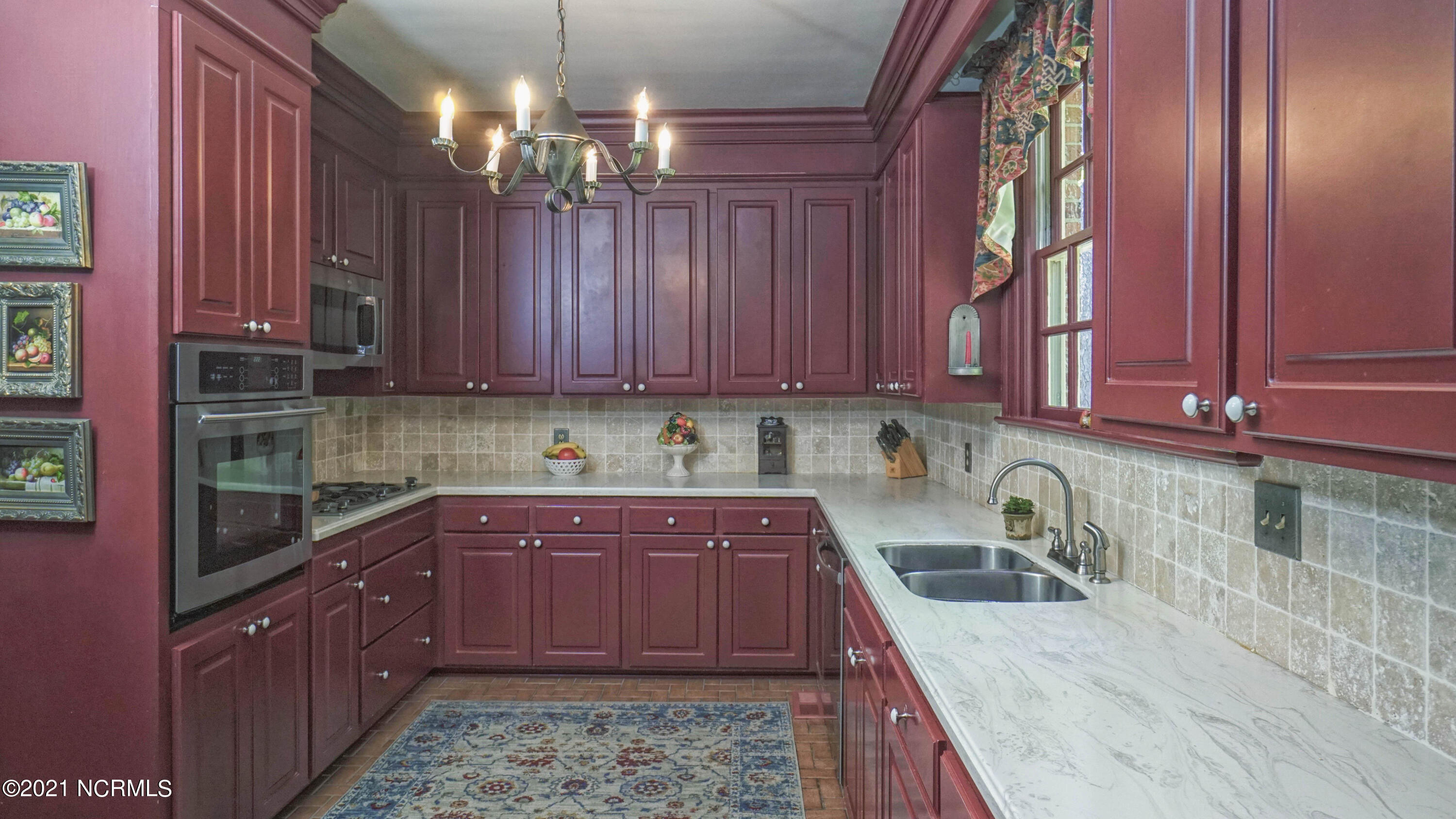 1607 Captains Road Tarboro, NC 27886 - Photo 15 of 36 15 KITCHEN 2