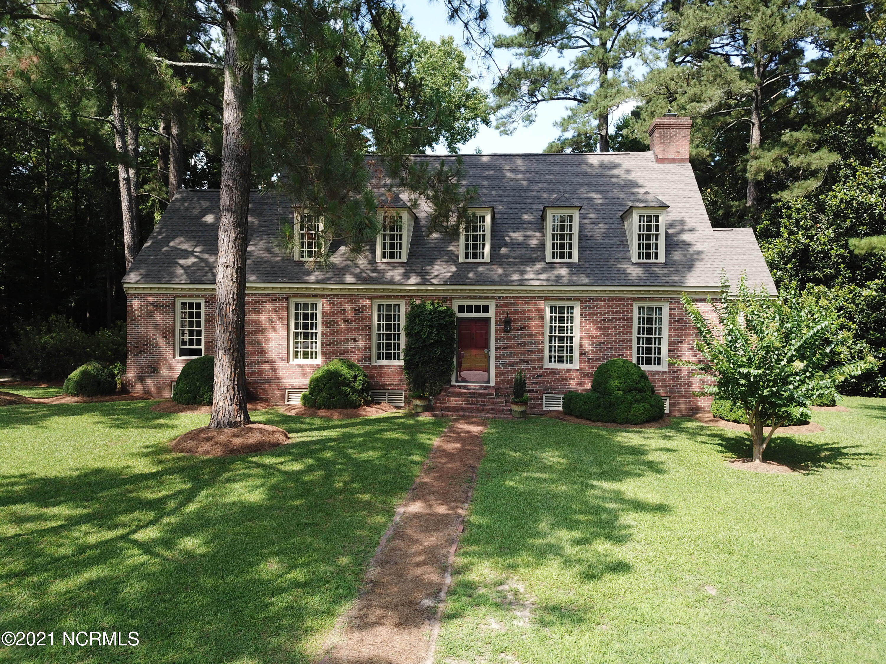 1607 Captains Road Tarboro, NC 27886 - Photo 2 of 36 2 FRONT OF HOME (2)
