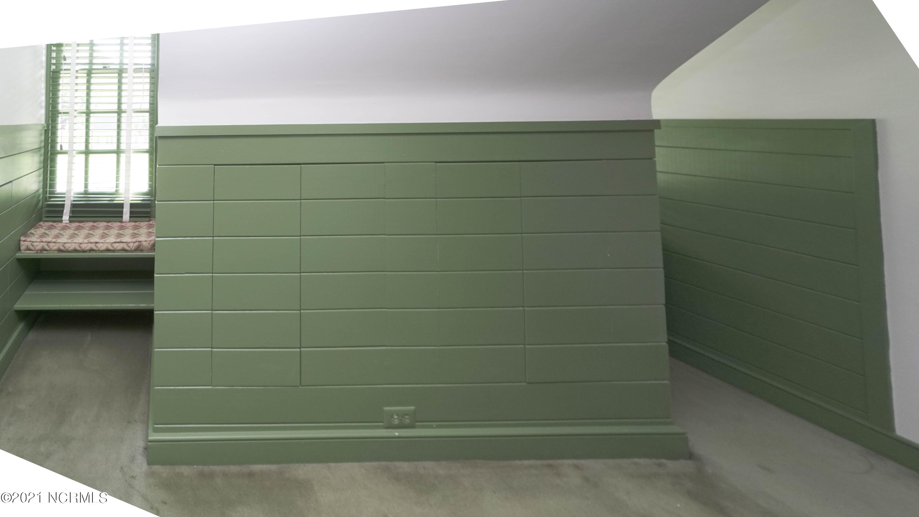 1607 Captains Road Tarboro, NC 27886 - Photo 27 of 36 27 2ND FLOOR WALL STORAGE