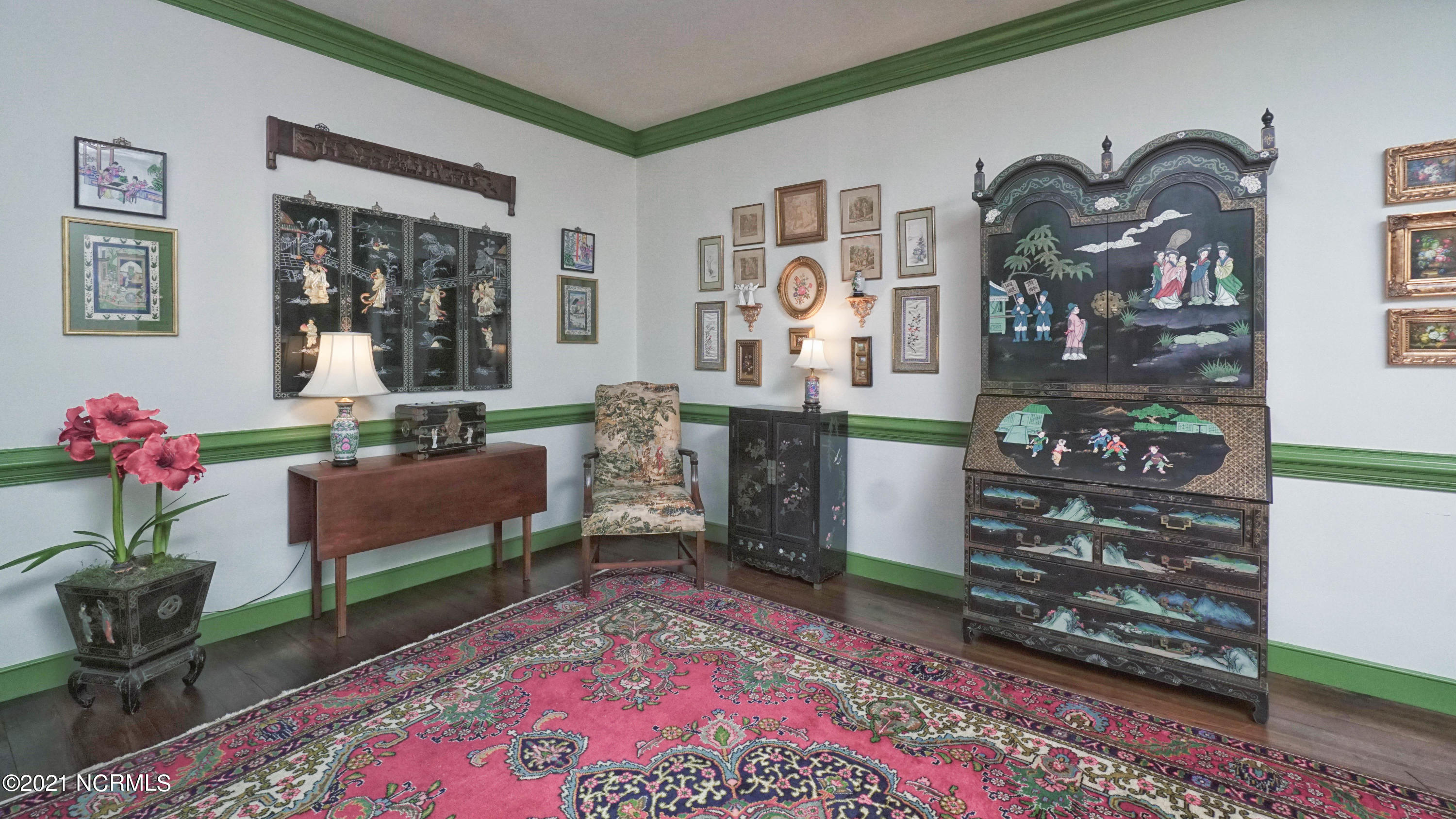 1607 Captains Road Tarboro, NC 27886 - Photo 9 of 36 9 LIVING ROOM OR OFFICE WITH FP 3