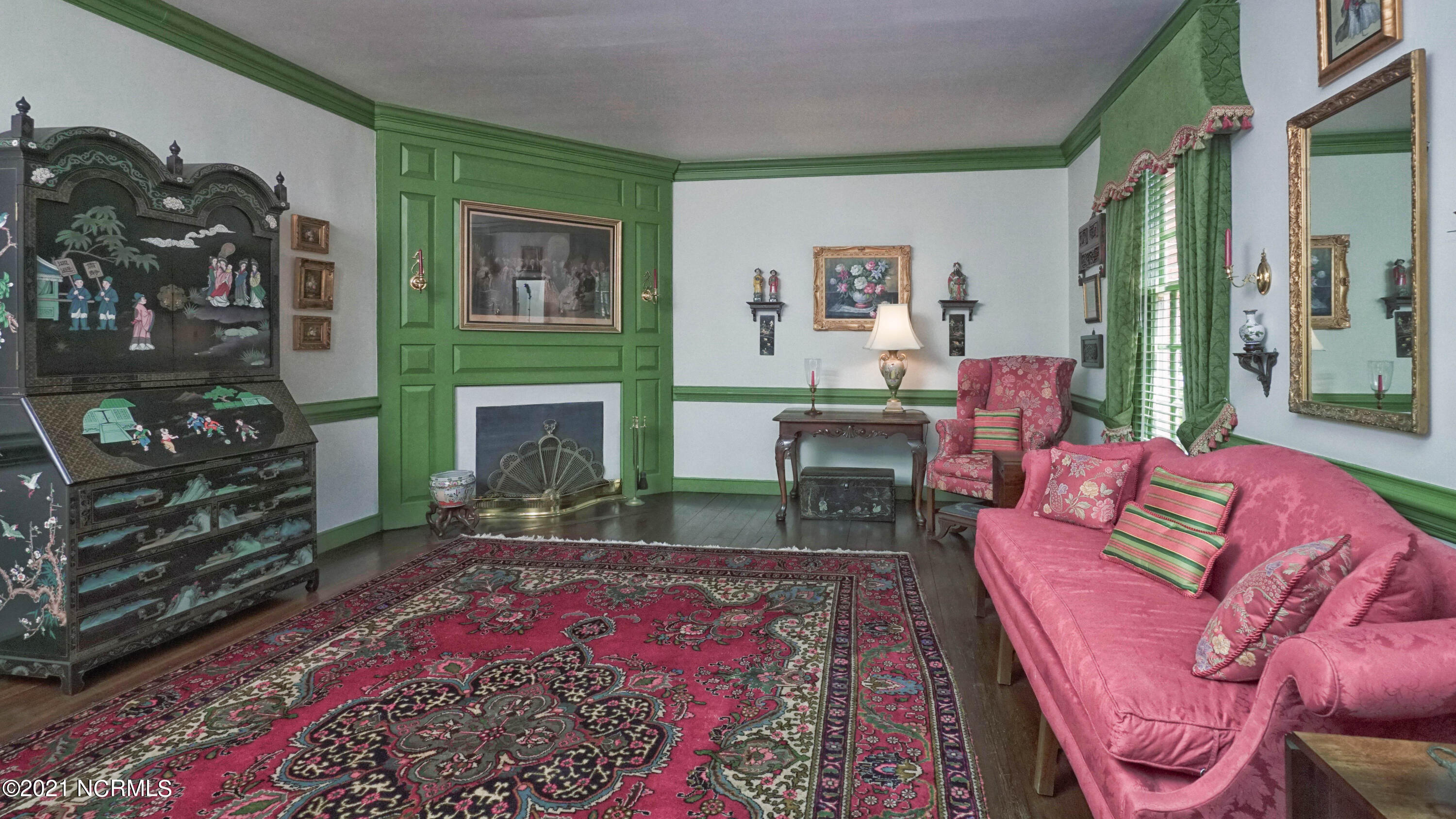 1607 Captains Road Tarboro, NC 27886 - Photo 10 of 36 10 LIVING ROOM OR OFFICE WITH FP