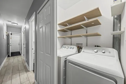 $225,000 | 3022 West Washington Boulevard, Unit 2, Chicago, IL 60612