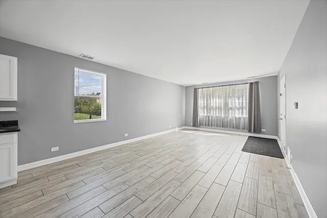 $225,000 | 3022 West Washington Boulevard, Unit 2, Chicago, IL 60612